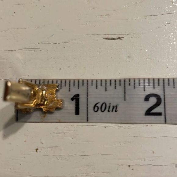 Vintage MCM 1952 mixed metal 3D gold tone whale back trolley car cuff links - Picture 15 of 15